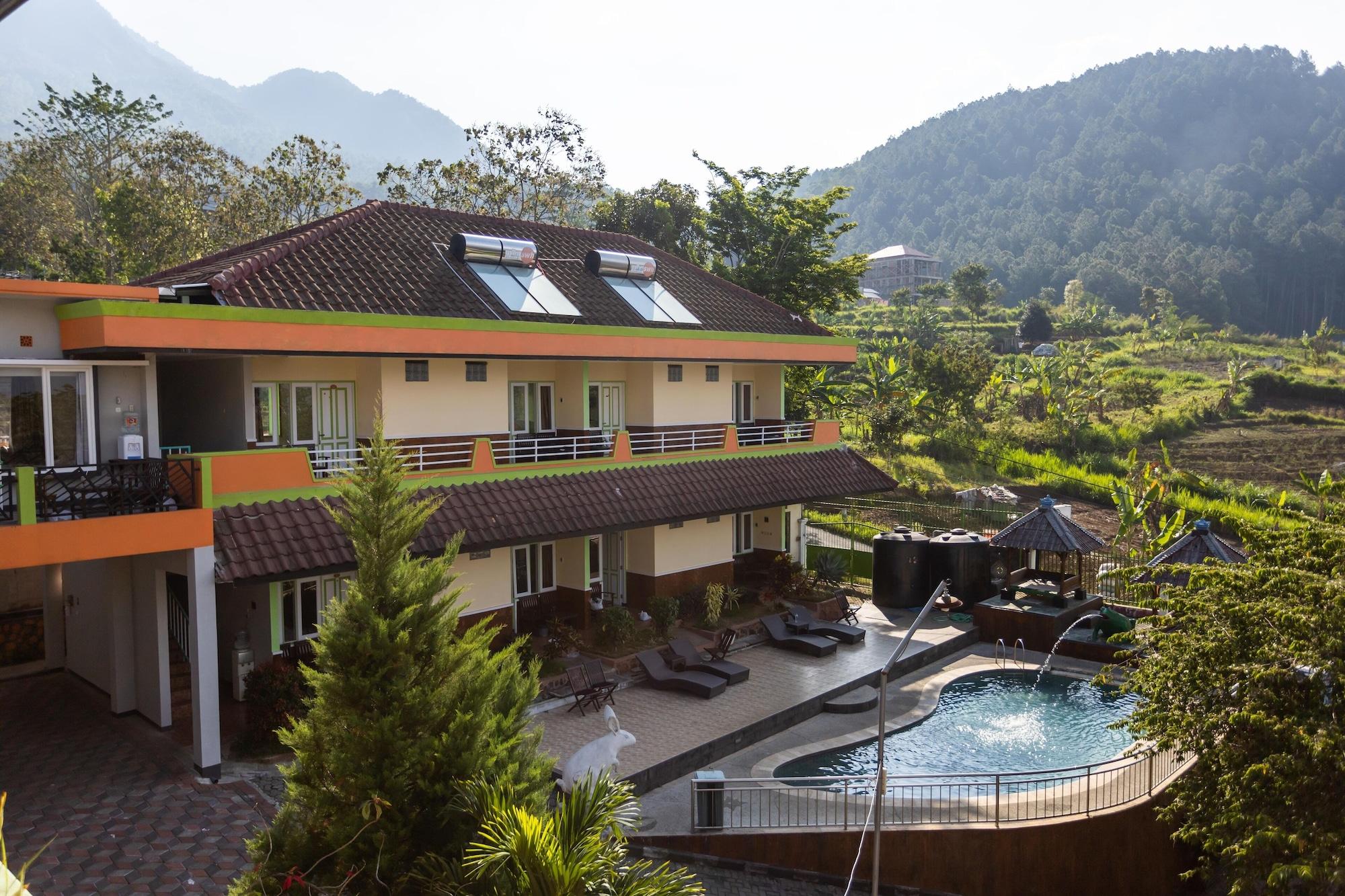 Villa Panderman Indah Batu  Exterior foto