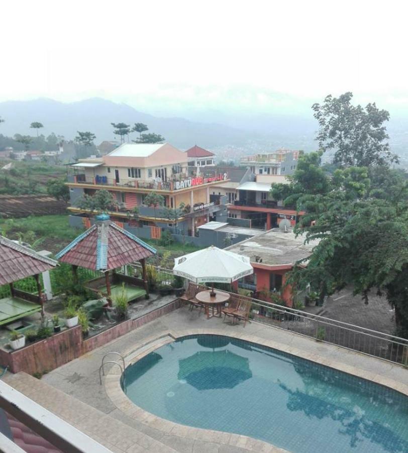 Villa Panderman Indah Batu  Exterior foto